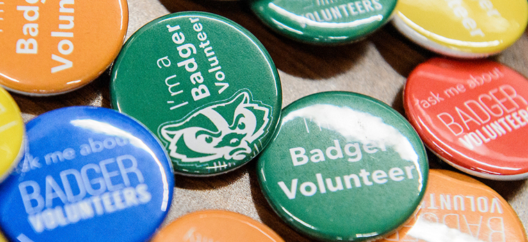 Badger Volunteer buttons